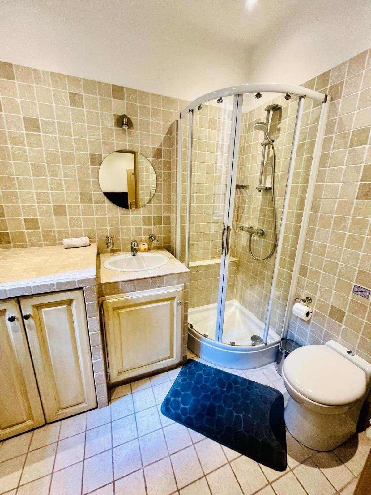 Апартаменты Golden Triangle 2Br/2Ba Канны Экстерьер фото